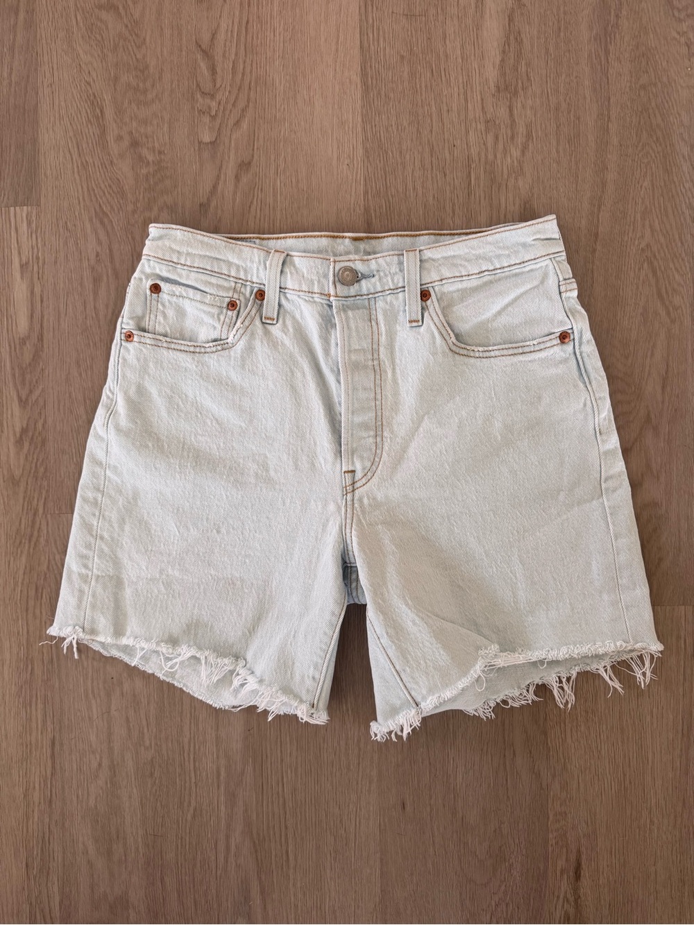 Levi's 501, High-Rise Raw Hem Light Wash Denim Shorts